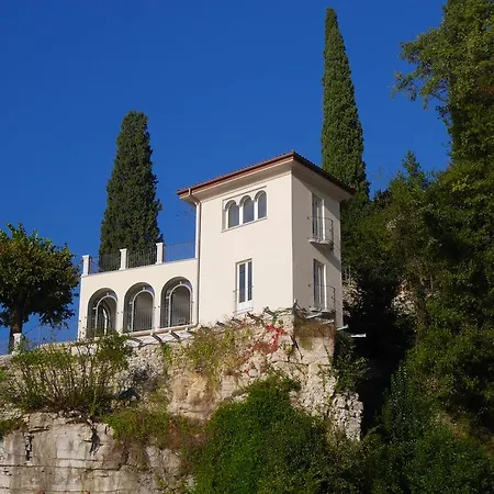 Villa Pavilion By Lario